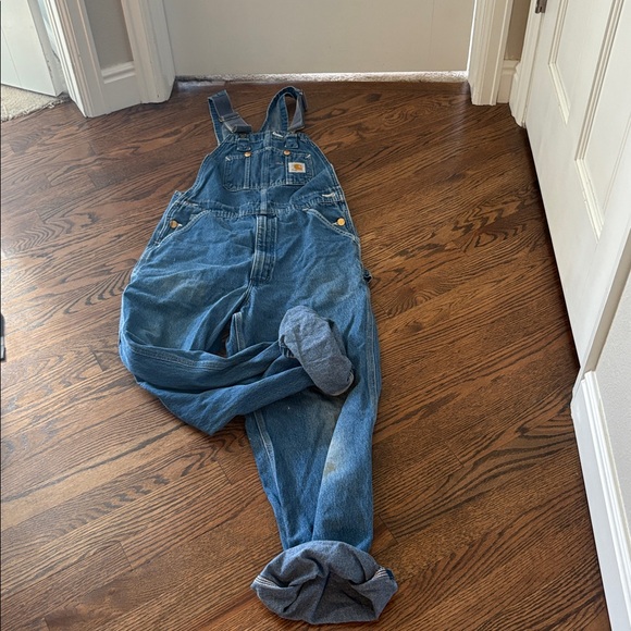 Vintage Carhartt Classic Blue Overall. Super cute and has a nice oversized fit. - Picture 4 of 4